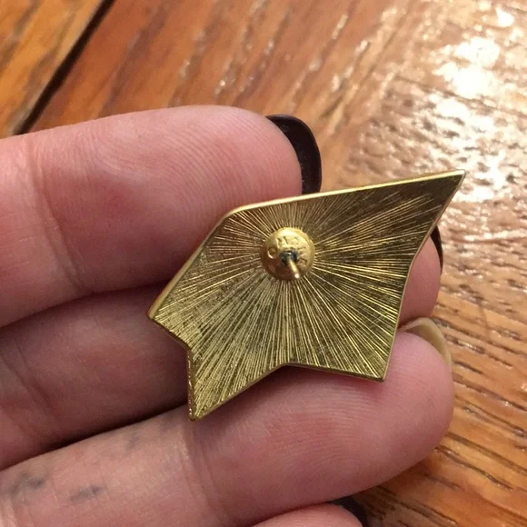 🎁GIFT🎁 Vintage MONET gold fan earrings - Picture 7 of 11